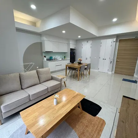 Sentral Suites @ Kl Sentral By Aluxe Suites Kuala Lumpur Exterior photo